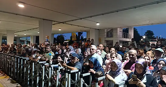 Vefa kafilesi Konya'ya döndü! Başkan Altay'dan sürpriz