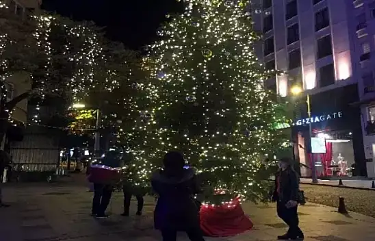 1 OCAK TATİL Mİ? 1 Ocak 2024 resmi tatil mi? 1 Ocak'ta okul var mı?