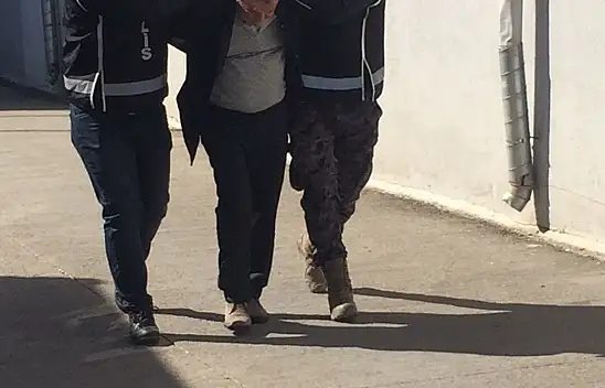 100 kişinin ölümüne sebep olan müteahhid adliye'ye sevk edildi