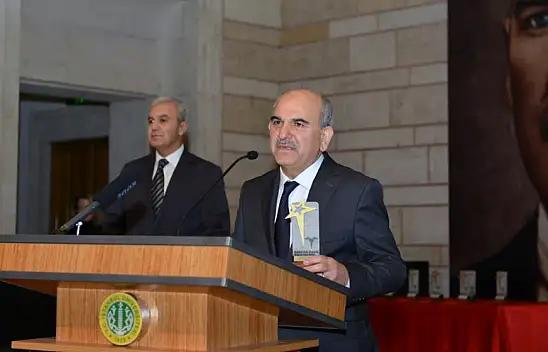 2023'ün Sosyal Sorumluluk Projesi Ödülü Konya İl Sağlık Müdürlüğüne verildi