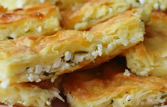 22 yıllık Bolulu börek ustası işin püf noktasını verdi! Börekler çıtır çıtır oluyor ve asla kabarması durmuyor