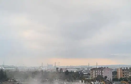 4 katlı bina yerle bir oldu