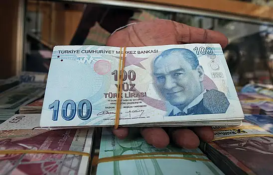 50 bin lirası olan bankaya koşacak: İşte aylık alacakları yüksek faiz ödemesi!
