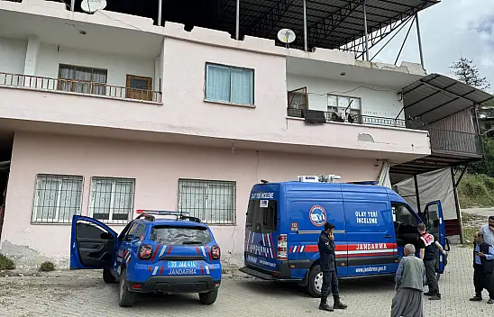 9 yaşındaki oğlunu acımadan öldürdü!