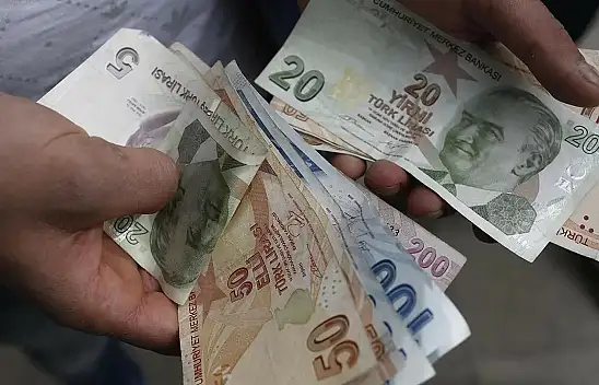 İnanılmaz fırsat: Ak Bank'ta kapıdan girene 2 bin lira!