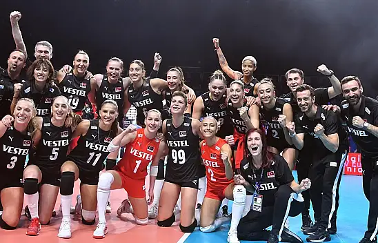 A Milli Kadın Voleybol Takımı, finale yükseldi