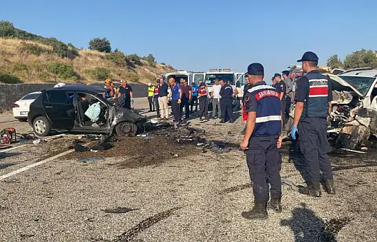 Adıyaman'da trafik faciası: Çok sayıda ölü ve yaralı var