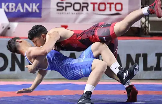 Ahmet Ayık U15 Erkekler Serbest Güreş Türkiye Şampiyonası tamamlandı