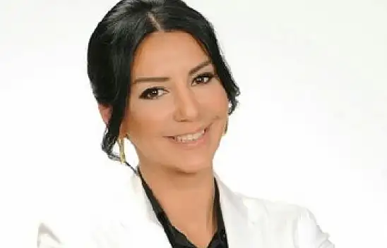 Ahsen Melek Kocatürk kimdir? Nerelidir? Ahsen Melek Kocatürk Cem Küçük olayı nedir? Ahsen Melek Kocatürk ne iş yapar?