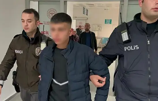 Aksaray'da abisini bıçakladı! Basın mensuplarına canım istedi, kafam esti bıçakladım