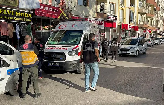 Aksaray'da bir kişi evinde boğazı kesik halde ölü bulundu