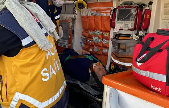 Aksaray'da feci kaza: Kadın otobüsün altında kaldı! Ağır yaralı