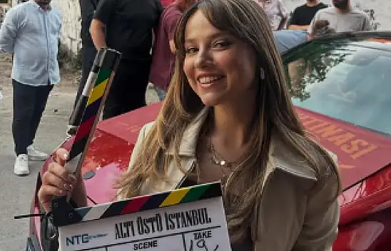 Altı Üstü İstanbul Alina kimdir? Altı Üstü İstanbul Alina gerçek adı nedir? İpek Çiçek kimdir, sevgilisi var mı?