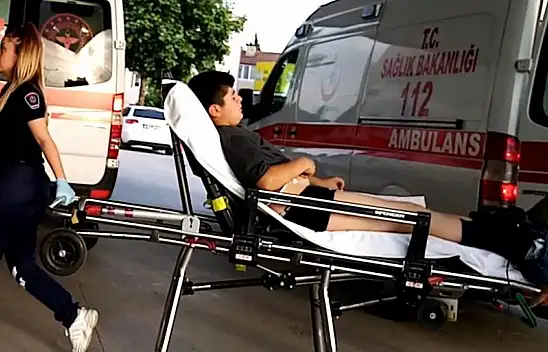 Aman çocuklar oyun oynarken dikkat! Davetsiz misafir sizi üzebilir