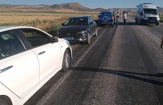 Ankara-Konya yolunda trafik kazası. Yaralılar var