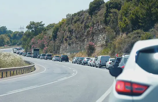 Antalya-Konya kara yolunda trafik yoğunluğu