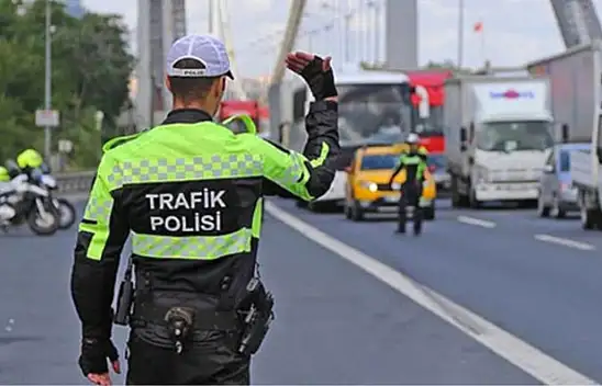 Arabası olanlar aman dikkat: Hemen kontrol edin 1600 lira cezası var!