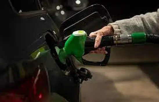 Araç sahiplerine  dikkat! Motorine zam geliyor