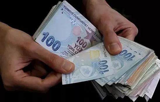 Asgari ücret için istenen rakamlar ortaya çıkmaya başladı. Taraflar asgari ücret  taleplerini açıkladı