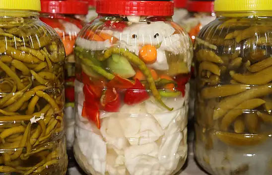 Asırlık turşucunun 3. kuşak temsilcisinden püf nokta Turşu kurarken  bu malzemeyi kaçırmayın