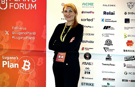 Ayça Aktolga Öztürk kimdir? Ayça Aktolga Öztürk eşi kimdir? Ayça Aktolga sevgilisi kimdir? Ayça Aktolga Öztürk avukat mı?