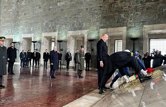 Azerbaycan Cumhurbaşkanı Aliyev, Anıtkabir'i ziyaret etti