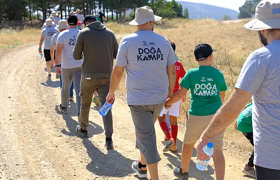 Babalar İle Oğulları 'Baba-Oğul Kampı'nda keyifli vakit geçirdi