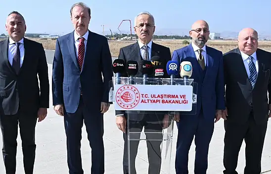 Bakan Uraloğlu 'Esenboğa Havalimanı, 2015 yılında 3'üncü pistine kavuşacak'