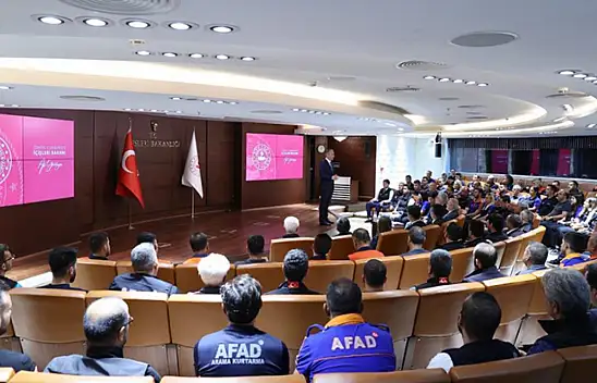 Bakan Yerlikaya onlarla bir araya geldi