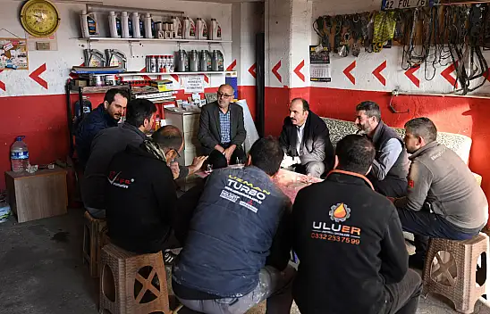 Başkan Altay çalışan gençlerle buluştu