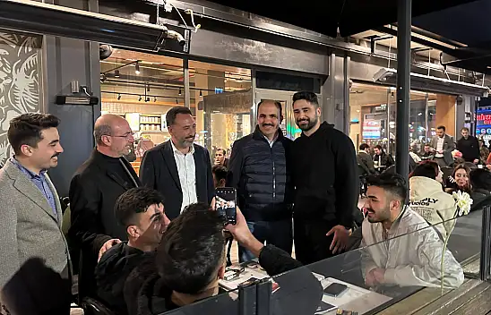 Başkan Altay, gençlerle bir araya geldi