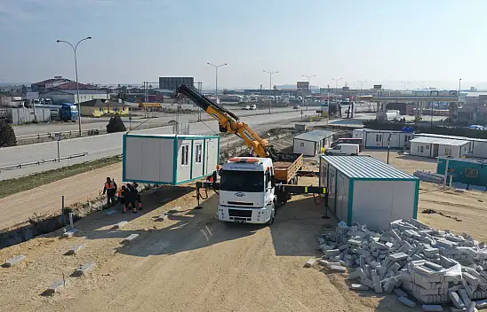 Başkan Altay: Hatay'daki konteyner kentimizde ilk konteynerleri yerleştirmeye başladık