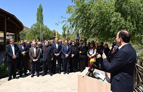 Başkan Altay: 'Konya Modeli Belediyecilik Dünyaya Örnek İşler Yapmaya Devam Edecek'