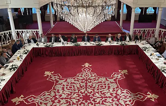 Başkan Altay Mevlana'nın 750. Vuslat Yılı ve Mevlana Yılı kapsamında İstanbul'da toplantıya katıldı