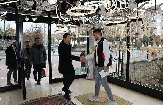 Başkan Hasan Kılca'dan Karakayış esnafına ziyaret