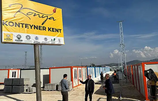 Başkan Pekyatırmacı Hatay'da konteyner kentte incelemelerde bulundu