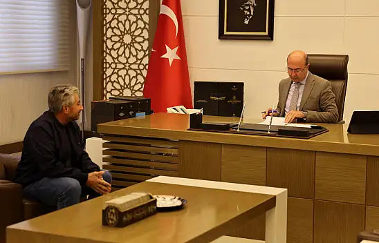 Başkan Pekyatırmacı vatandaşı makamında ağırladı! Onların sorunlarını dinledi!