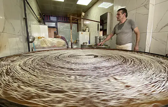 Bayram öncesi geleneksel üretim tel kadayıfa ilgi