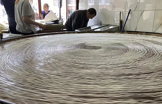 Bayram yaklaştıkça Konyalıların tel kadayıfına olan ilgisi artıyor