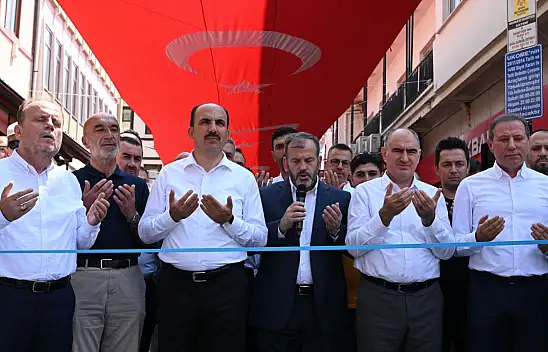 Beklenen gün geldi: 'Tarihi Bedesten Alışveriş Günleri' büyük bir heyecanla başladı