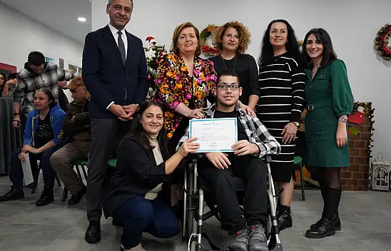 Beylikdüzü Engelsiz Yaşam Merkezi'nde karne heyecanı