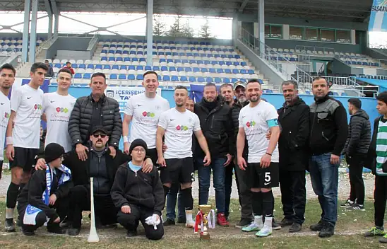 Beyşehir Belediyespor Şampiyonluk Kupasını aldı