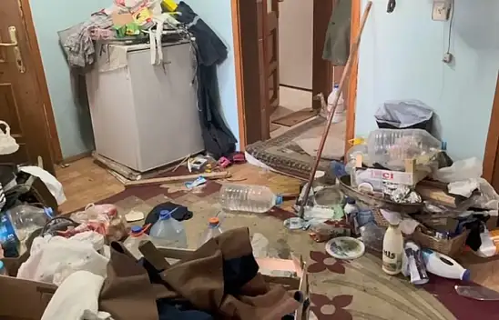 Bina değil çöplük