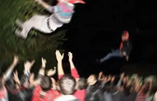 Böyle asker eğlencesi mi olur?