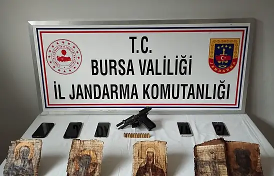 Bursa'da tarihi İncil ele geçirildi: Değeri 10 milyon dolar