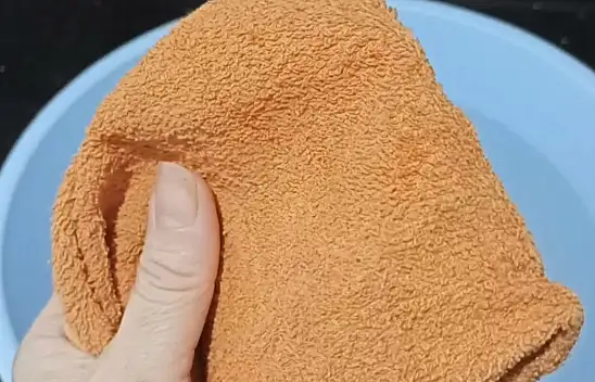 Camları ayna gibi temizlemenin yolu! Pırıl pırıl yapıyor ve asla ama asla leke kalmıyor