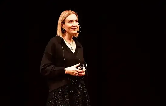 Ceyda Düvenci kaç yaşında? Ceyda Düvenci kaç kez evlendi? Ceyda Düvenci eşleri kimler? Evliliklerini kimlerle yaptı? Ceyda Düvenci kimdir?