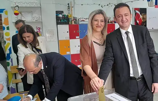 CHP Konya Milletvekili Bektaş, oyunu kullandı