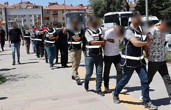 Cinayet olduğu ortaya çıktı 14 kişi gözaltına alındı