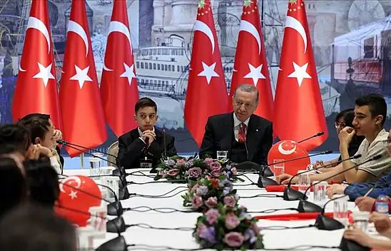 Cumhurbaşkanı Erdoğan özel misafirleri ağırladı